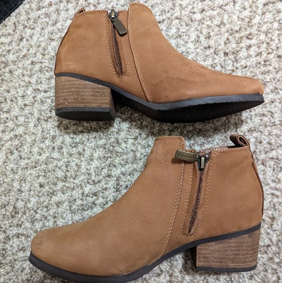 Blondo Brown Waterproof Booties - Picture 8 of 14